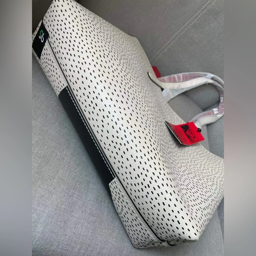 Coach Disney Mickey Mouse X Keith Haring Tote, C0895 - Picture 5 of 8